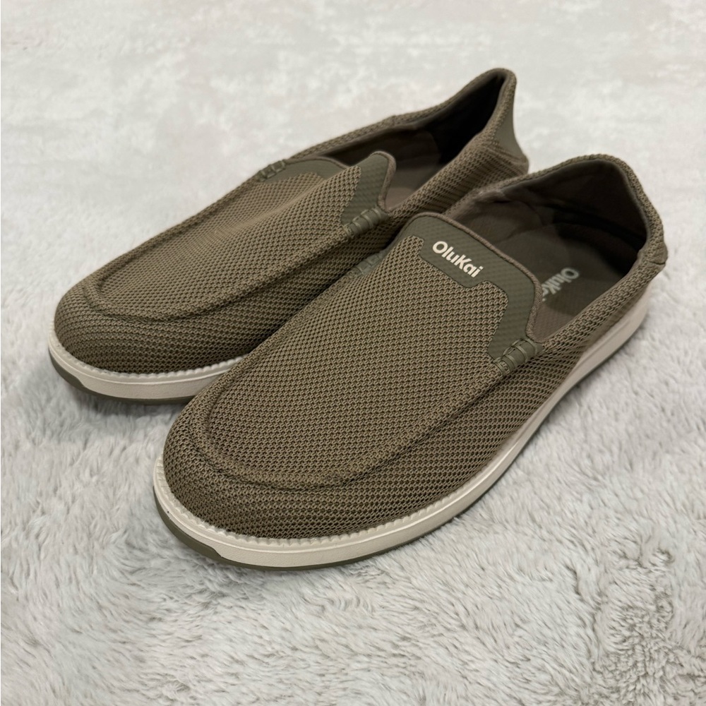 OluKai Kākaha Mesh Slip-Ons | Clay | Men’s 9 / EU 42